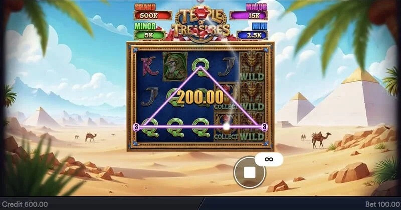 Temple of Treasures - màn hình chính với cuộn quay và bối cảnh Ai Cập